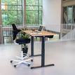 Bureau électrique UGO - L160x80cm - pieds noirs - plateau imitation chêne Stone